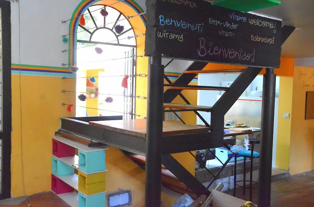 Bon Voyage Hostel Boutique-1